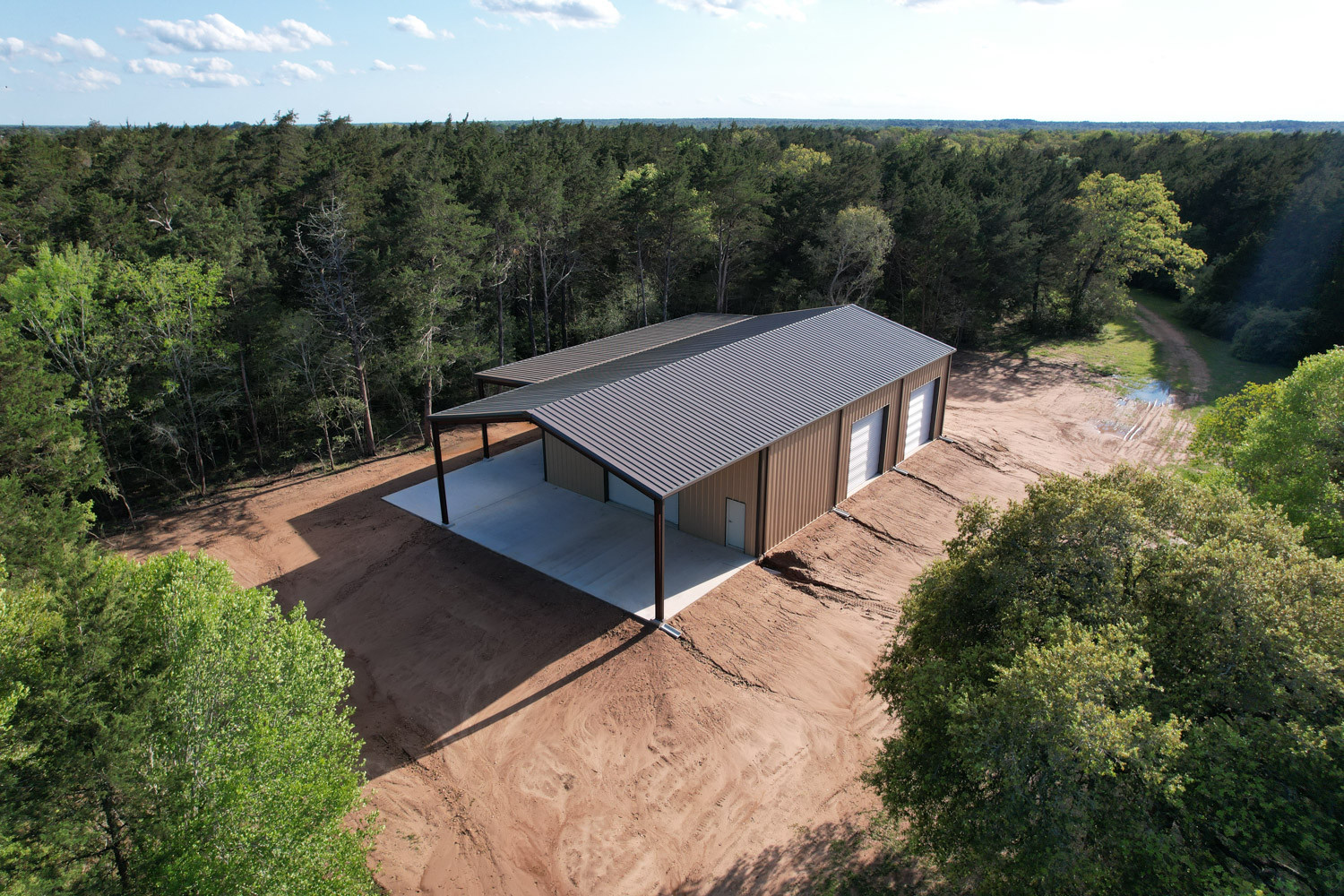 Frelsburg, TX - brown metal building construction 11 - Muleshoe Buildings