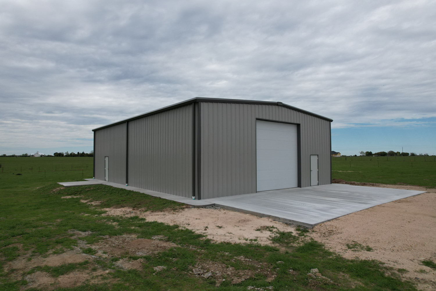 Bernardo, TX - metal building installation 2 - Muleshoe Buildings