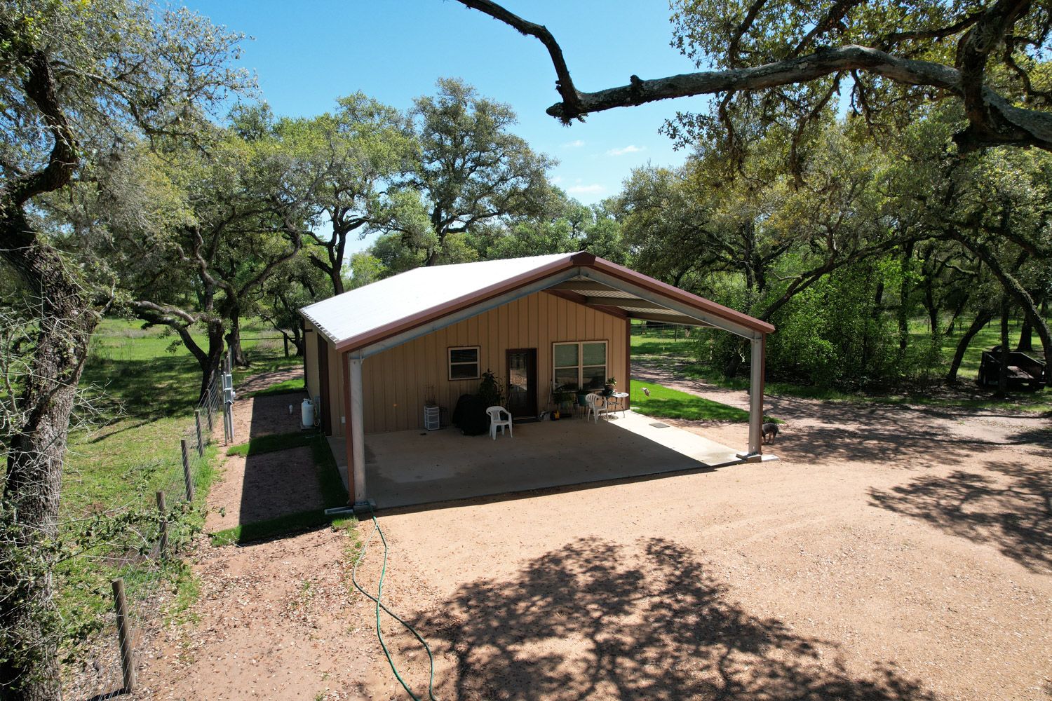 Muleshoe_Rock-Island-TX_metal-building-construction-4